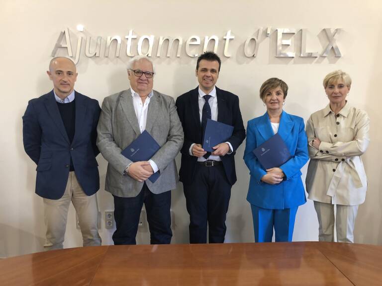 El Ayuntamiento de Elche y Avecal renuevan su convenio de colaboración para apoyar al calzado